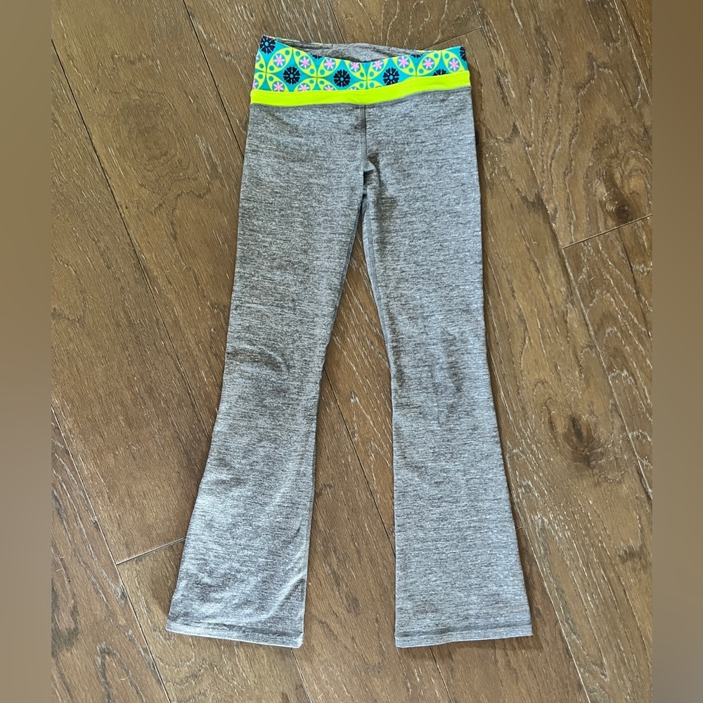 Ivivva Flare Leggings Size 6